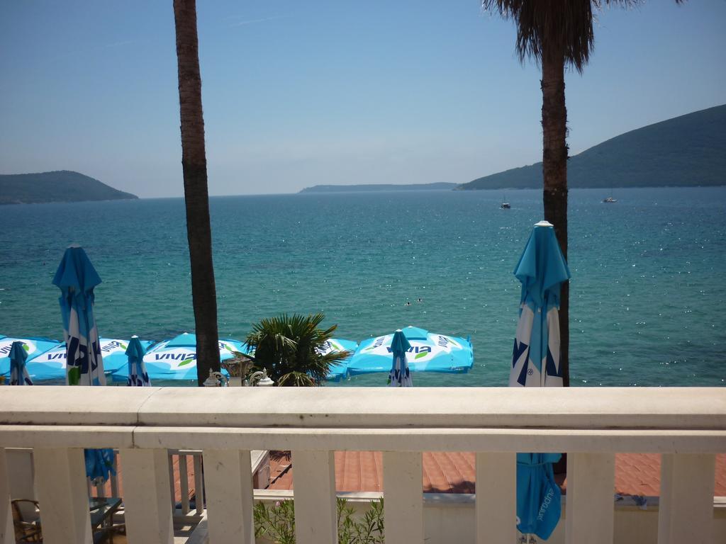 Garni Hotel Vila Aleksandar Herceg Novi Exterior foto